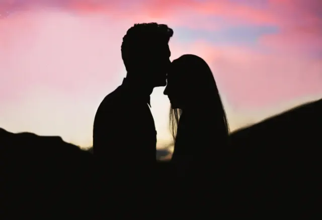 Apa Itu Codependent Relationship, Bucin yang Rela Lakukan Apa Saja Jadi Pertanda