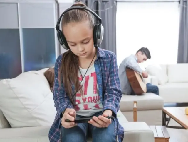 Perhatikan! Ini Tanda-tanda Anak Kecanduan Game Online