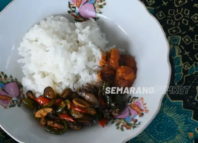 Gosir alias Sego Pesisir, Kuliner Khas Kampung Tambakrejo Semarang yang Wajib Dicoba
