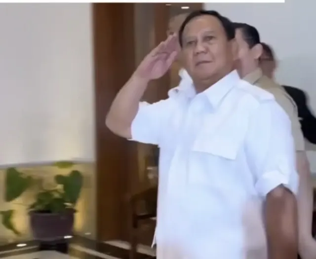 Aksi Gemoy Prabowo Subianto Usai Rapimnas Gerindra Disorot, Warganet: Umur Segitu Emang Lagi Gemes-gemesnya...
