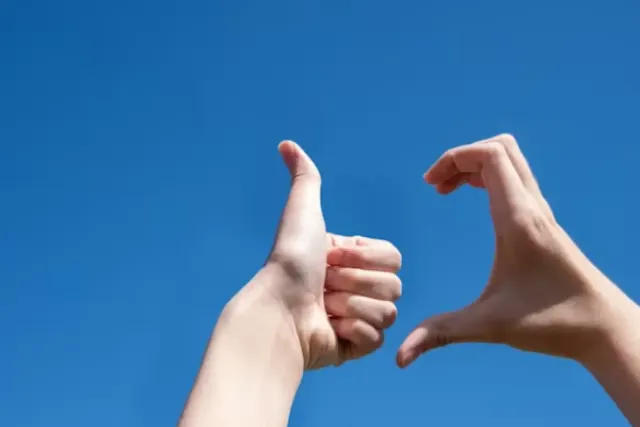 Tanpa Disadari, 7 Ciri Ini Menunjukkan Kamu Terjebak di Hubungan Friendzone
