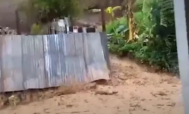 Longsor di Gunungpati, Akses Jalan Dewi Sartika Tertutup Material Pasir dan Air