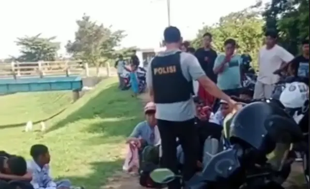 Gagal Tawuran, 19 Siswa SMK yang Bawa Celurit 1 Meter Digiring ke Polres Demak