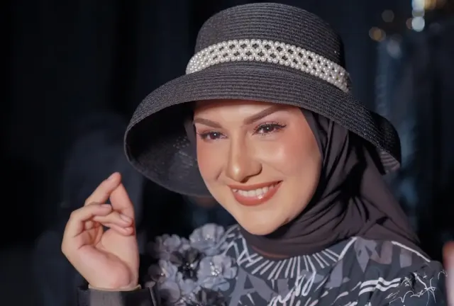 Cuek Ammar Zoni Ditangkap Lagi, Irish Bella Semringah Kenalkan Teman Baru Anaknya