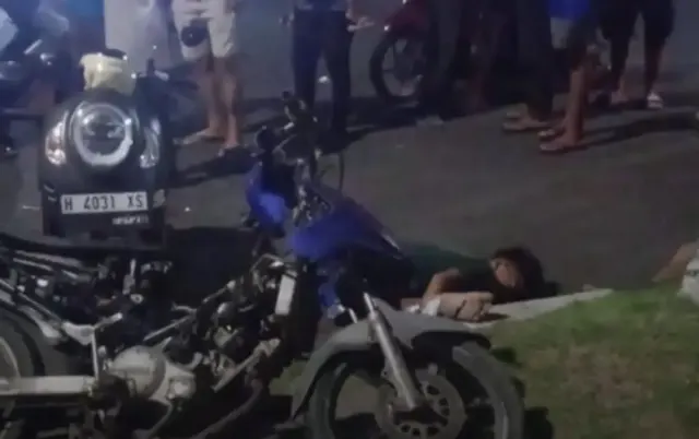 Adu Banteng Motor vs Motor di SPBU Tlogosari Jl Soekarno Hatta, 1 Orang Tak Sadarkan Diri