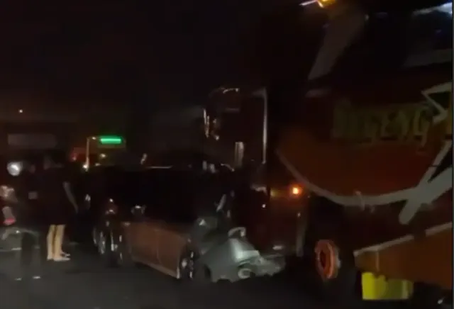 Kronologi Kecelakaan Beruntun di Exit Tol Krapyak: Bus Sugeng Rahayu Tabrak 3 Mobil hingga Ringsek