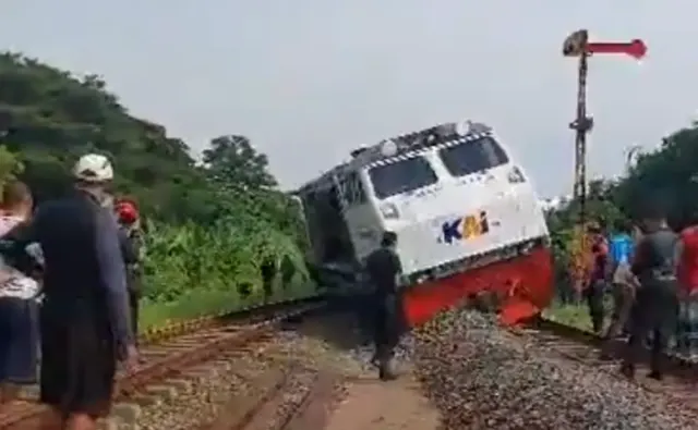 Kecelakaan Kereta Pandalungan Anjlok di Sidoarjo, Cek Info Perubahan Jadwal KA