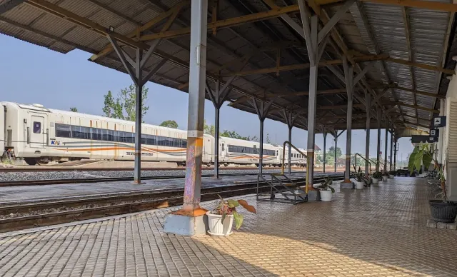 Banjir di Stasiun Gubug-Karangjati, Sejumlah Kereta Batal Berangkat