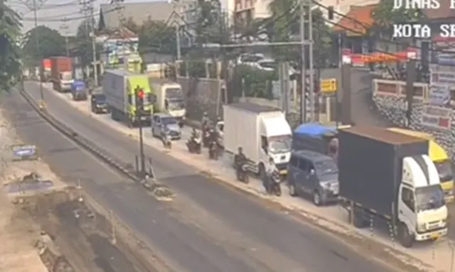 Jalan Walisongo Semarang Berlaku Contraflow, Ada Perbaikan