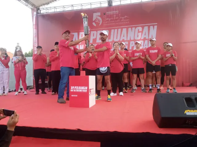 Usai Menginap di Semarang, Obor Api Perjuangan Kembali Melanjutkan Perjalanan ke Jakarta