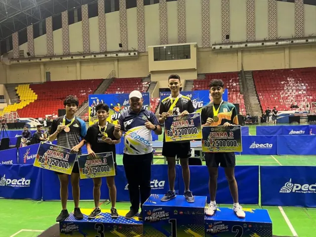 Juara Specta Jateng Pingpong 2024 U-18 yang digelar di GOR Jatidiri, Semarang, 16-19 Mei 2024.
