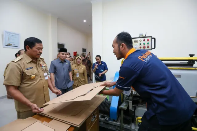 Revitalisasi Rumah Kemasan Jateng, Nana Sudjana: Upaya Tingkatkan Layanan UMKM