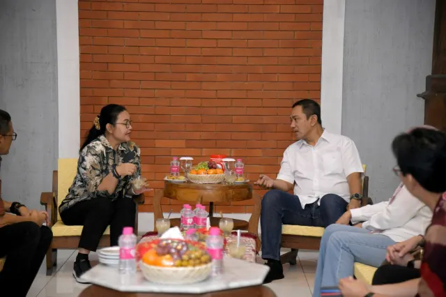 Silaturahmi ke Mantan Wali Kota, Agustina Wilujeng Tekankan Keberlanjutan Program Pembangunan